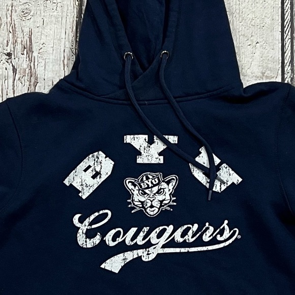 Bringham Young BYU University Cougars NCAA College Hoodie Sweatshirt - Picture 2 of 3